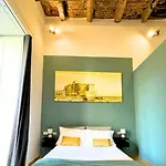 Hotel Palazzo Goyze Naples