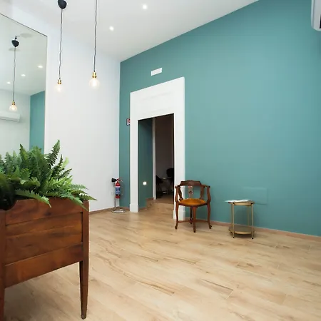 Palazzo Goyze * Naples