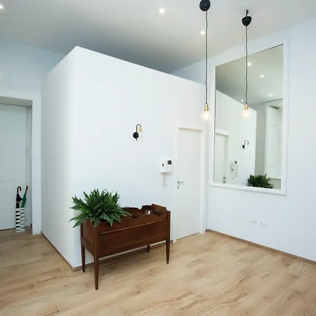 Palazzo Goyze Naples