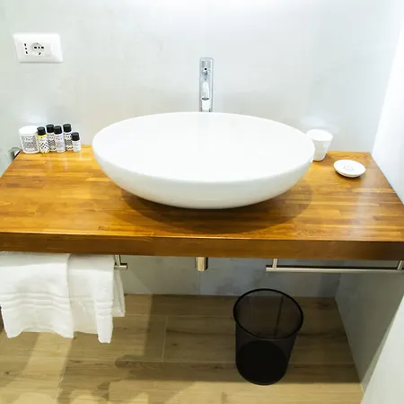 Palazzo Goyze * Naples